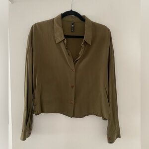 Zara Women’s button down shirt army green